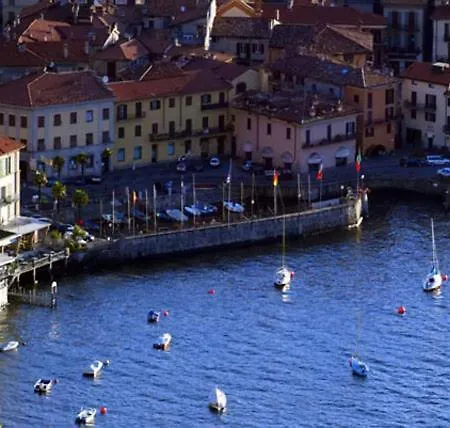 Sleeps 4 Air Con Menaggio